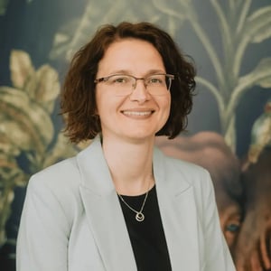 Profile of Sabine Schumann-Hahn, Internal Digitalization & AI at Metecon