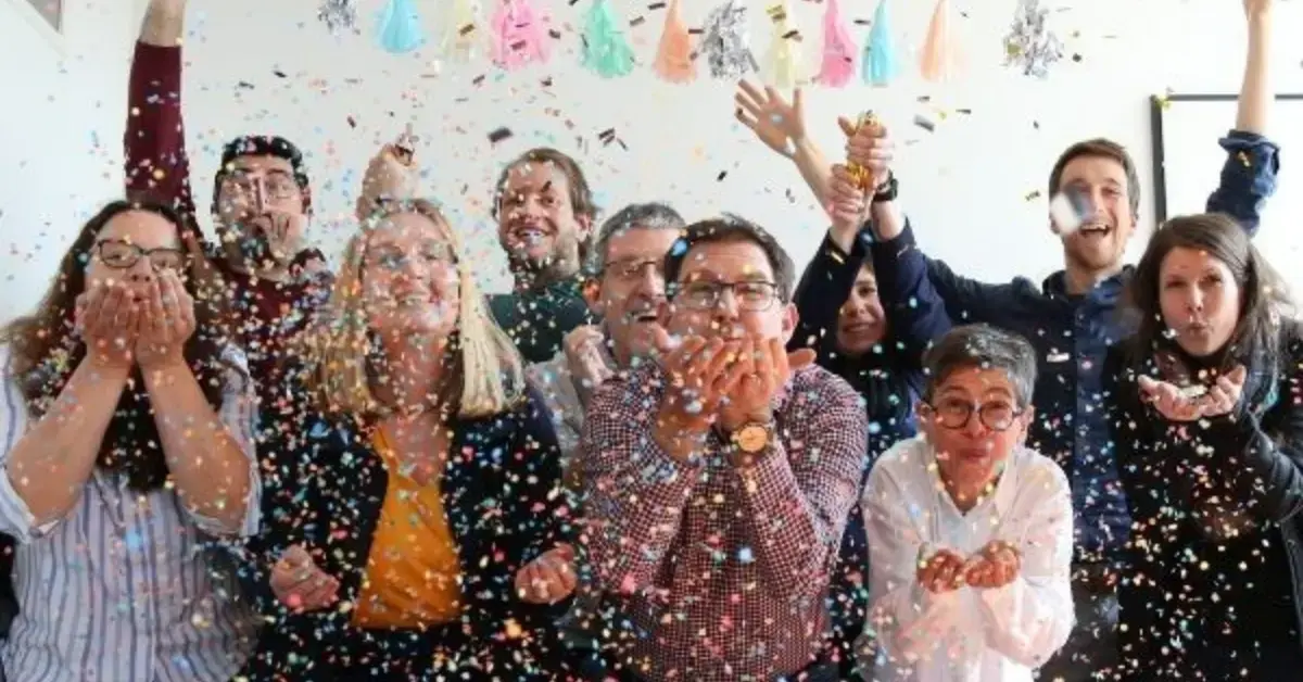 Metecon-Team feiert 25 Jahre Erfahrung in der Regulatory-Compliance-Beratung für Medizinprodukte.